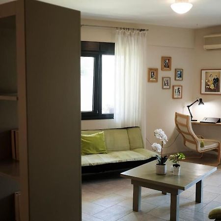 Apartment With Garden In Thessaloniki. Ngoại thất bức ảnh