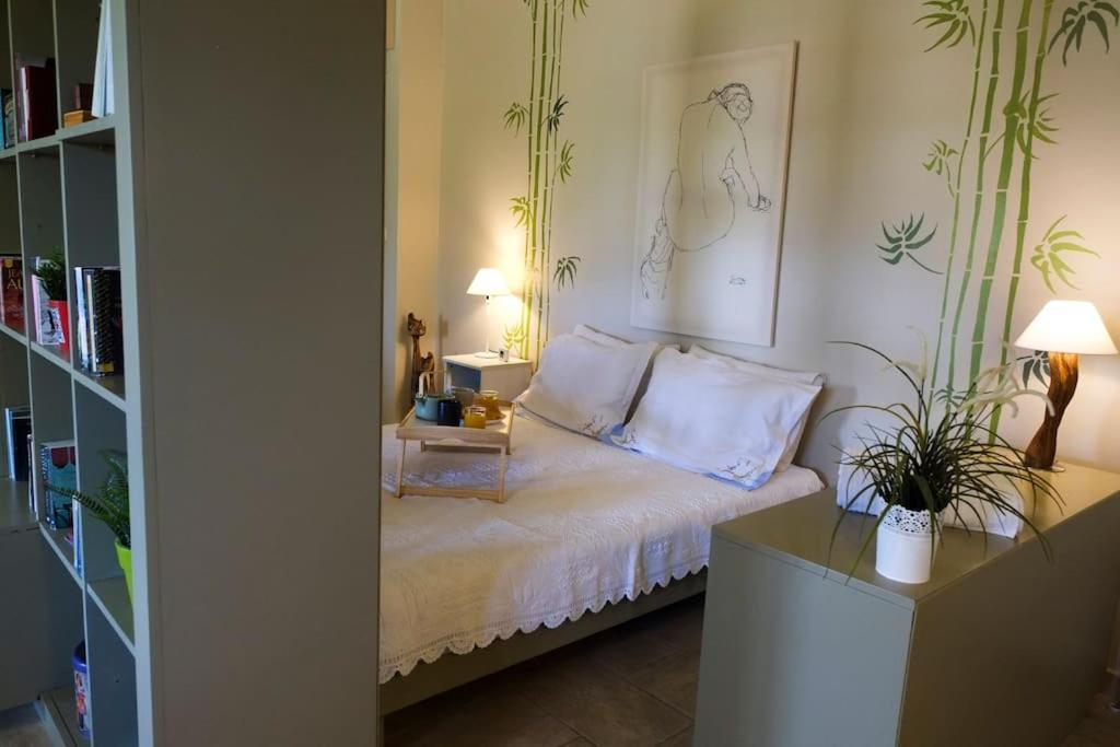Apartment With Garden In Thessaloniki. Ngoại thất bức ảnh