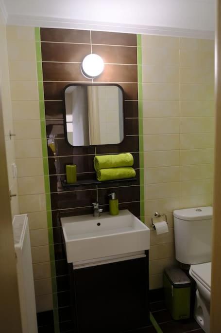 Apartment With Garden In Thessaloniki. Ngoại thất bức ảnh