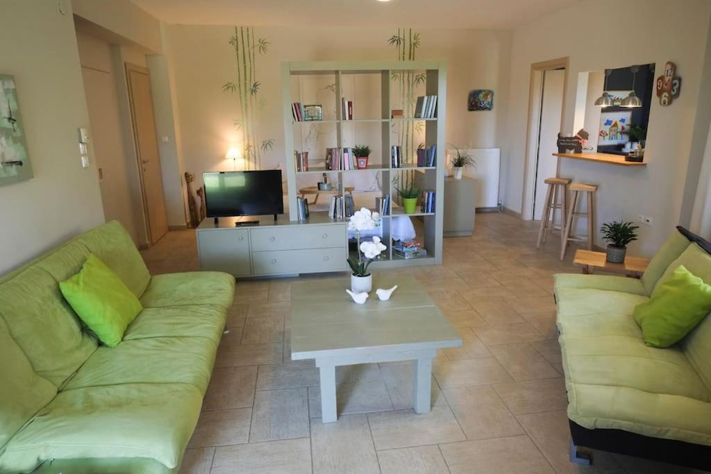 Apartment With Garden In Thessaloniki. Ngoại thất bức ảnh